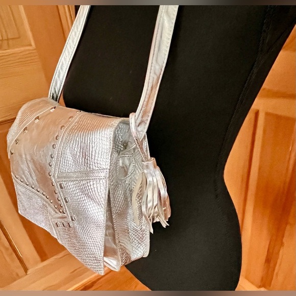 Bags by Pinky Genuine Leather Silver Studded VTG 80s Crossbody Purse USA Made - Picture 13 of 17